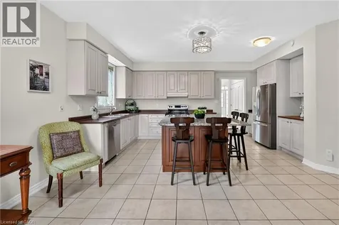164 Galloway Trail Welland ON L3B 6G5