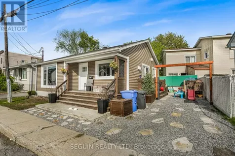 281 Hampden Street Hawkesbury ON K6A 1Y4