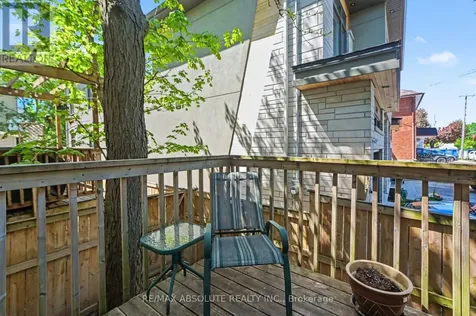 700 Tweesdmuir Avenue Ottawa ON K1Z 5P9