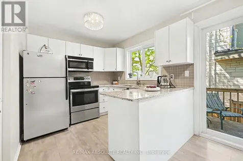 700 Tweesdmuir Avenue Ottawa ON K1Z 5P9