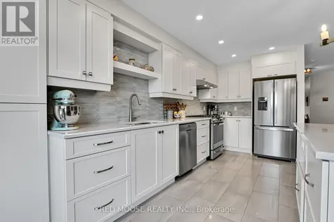 2285 Brockstone Crescent Ottawa ON K4A 4V3