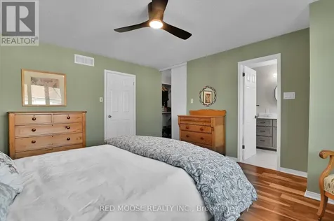 2285 Brockstone Crescent Ottawa ON K4A 4V3
