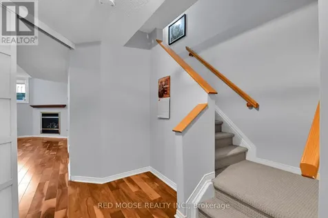 2285 Brockstone Crescent Ottawa ON K4A 4V3