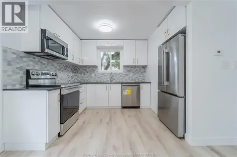 1118 Aire Place Windsor ON N8T 3A3