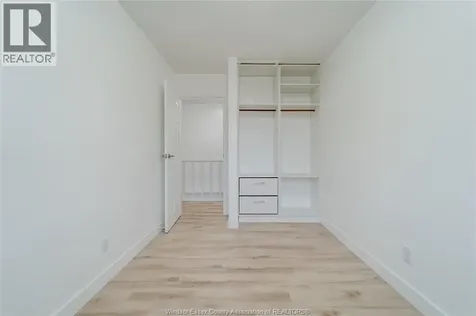 1118 Aire Place Windsor ON N8T 3A3
