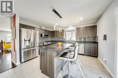 1032 Frederica Avenue Windsor ON N8P 1V7