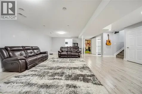 1032 Frederica Avenue Windsor ON N8P 1V7