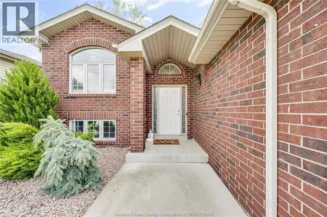 1032 Frederica Avenue Windsor ON N8P 1V7