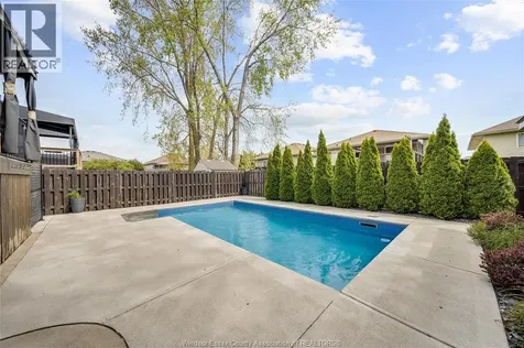 1032 Frederica Avenue Windsor ON N8P 1V7