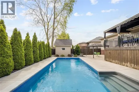 1032 Frederica Avenue Windsor ON N8P 1V7