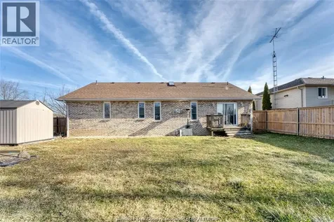 56 Rose Avenue Tilbury ON N0P 2L0