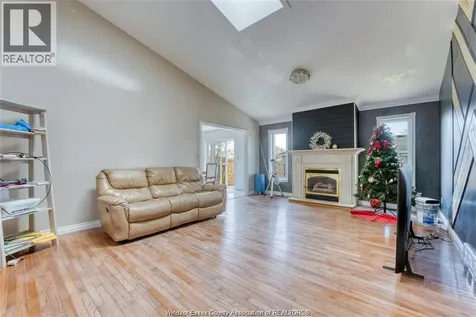 56 Rose Avenue Tilbury ON N0P 2L0
