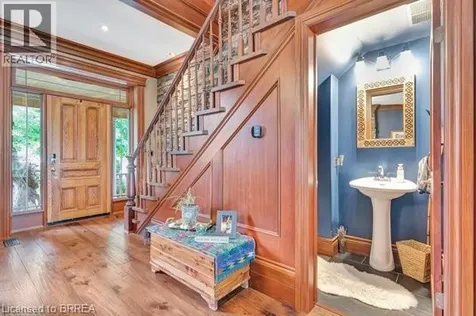 66 Banfield Street Paris ON N3L 2Z1