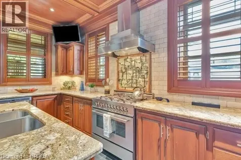 66 Banfield Street Paris ON N3L 2Z1