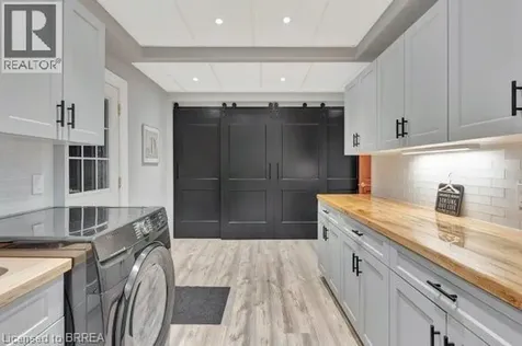 66 Banfield Street Paris ON N3L 2Z1