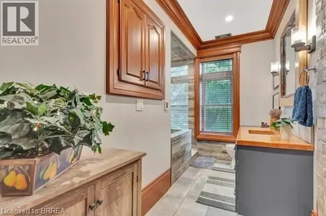 66 Banfield Street Paris ON N3L 2Z1