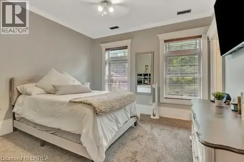 66 Banfield Street Paris ON N3L 2Z1