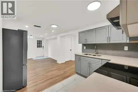 3608 Cherrington Crescent Mississauga ON L5L 5C4