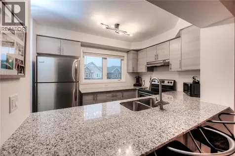 522 Goldenrod Lane Kitchener ON N2R 0L7