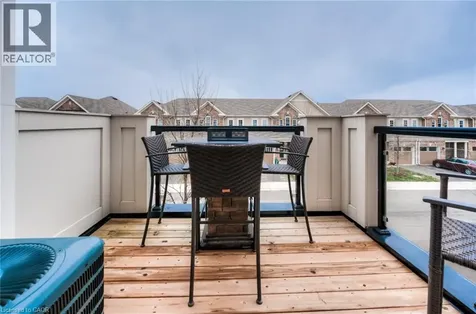 522 Goldenrod Lane Kitchener ON N2R 0L7