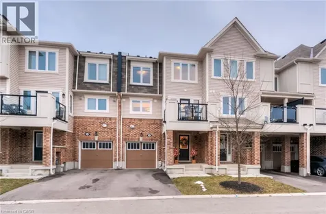 522 Goldenrod Lane Kitchener ON N2R 0L7
