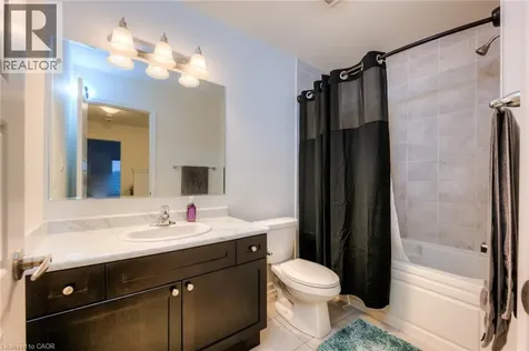 522 Goldenrod Lane Kitchener ON N2R 0L7
