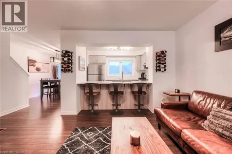 522 Goldenrod Lane Kitchener ON N2R 0L7
