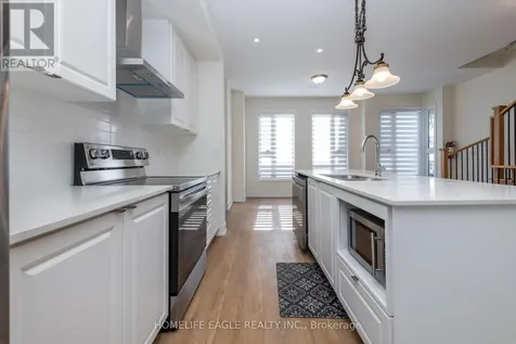 2 Mariner's Pier Way Orillia ON L3V 8P4
