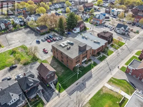 464 & 452 Albert St E Sault Ste. Marie ON P6A 2J8