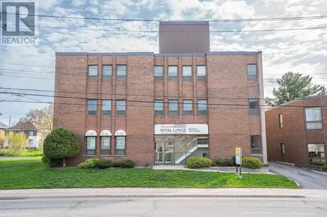 464 & 452 Albert St E Sault Ste. Marie ON P6A 2J8