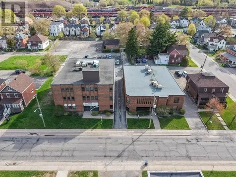 464 & 452 Albert St E Sault Ste. Marie ON P6A 2J8