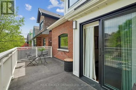 20 Brookmount Road Toronto (the Beaches) ON M4L 3N1