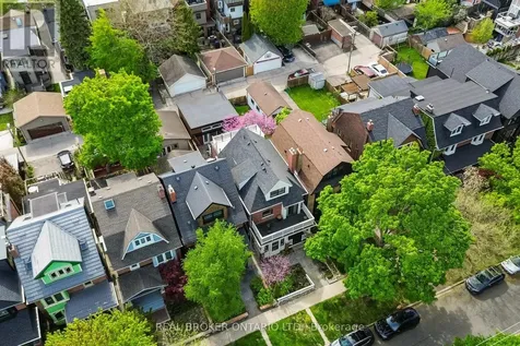 20 Brookmount Road Toronto (the Beaches) ON M4L 3N1
