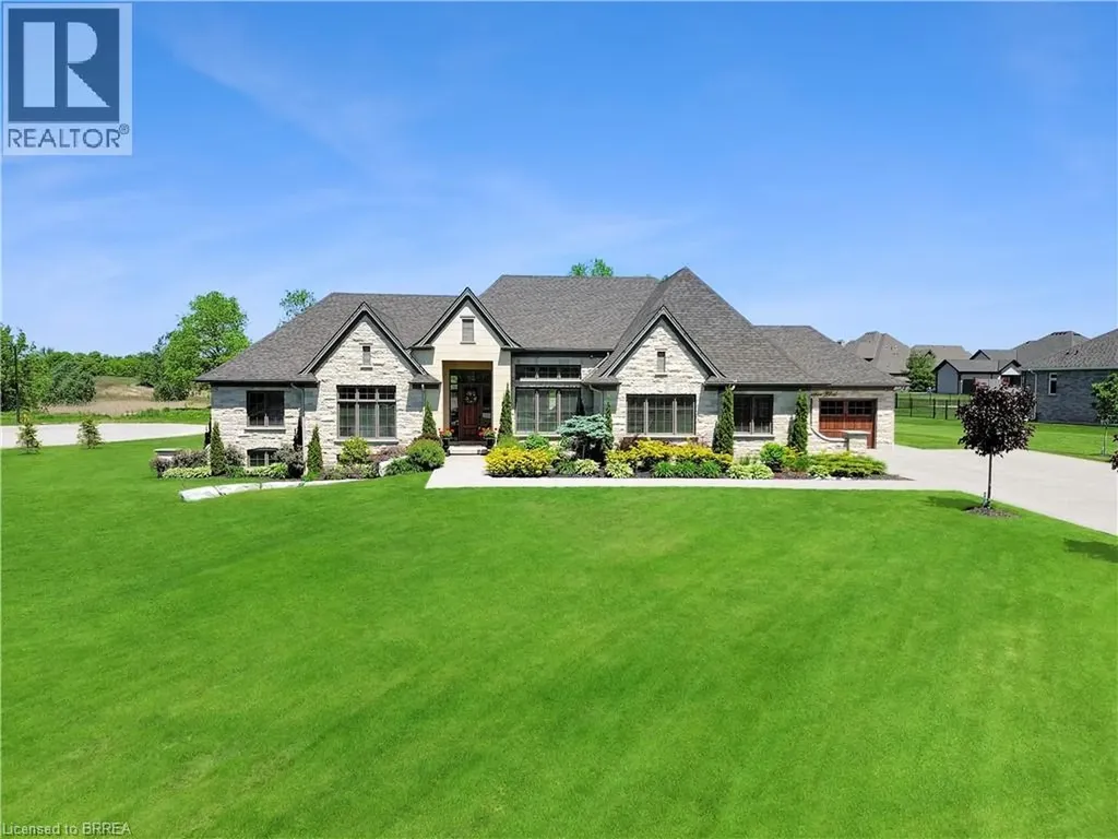 18 Harper Boulevard Brantford ON N3T 0E1