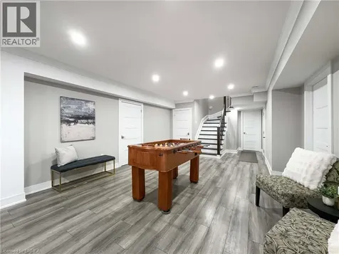 18 Harper Boulevard Brantford ON N3T 0E1