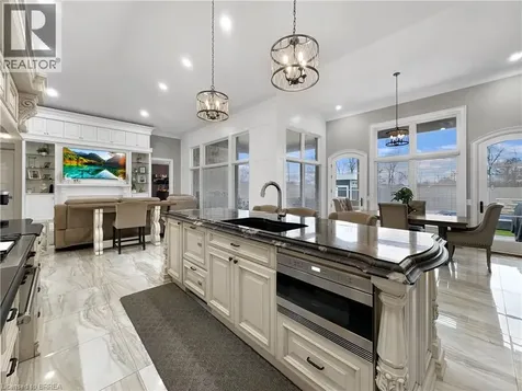 18 Harper Boulevard Brantford ON N3T 0E1
