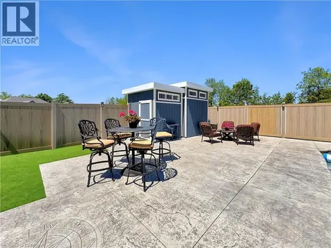 18 Harper Boulevard Brantford ON N3T 0E1