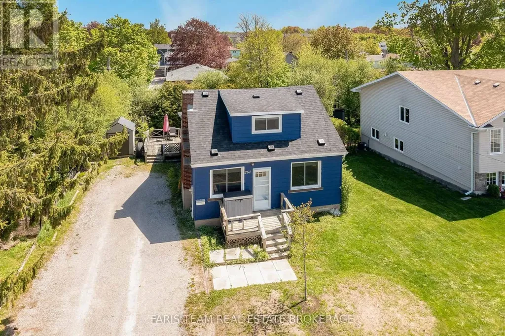 261 James Street East Orillia ON L3V 1M3