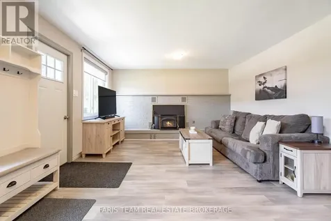 261 James Street East Orillia ON L3V 1M3