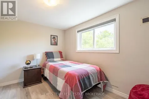 261 James Street East Orillia ON L3V 1M3