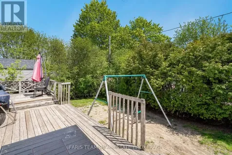 261 James Street East Orillia ON L3V 1M3