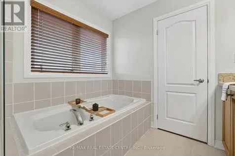 10 Porter Drive Orangeville ON L9W 6Z4