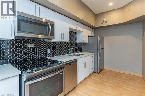 690 King Street West Kitchener ON N2G 0B9