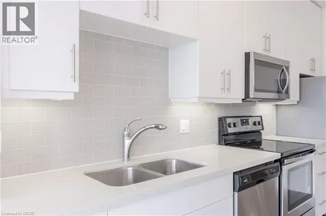 690 King Street West Kitchener ON N2G 0B9