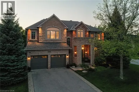 3122 Saddleworth Crescent Oakville ON L6M 0A8