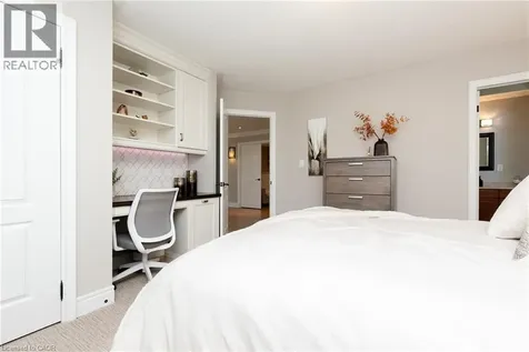 3122 Saddleworth Crescent Oakville ON L6M 0A8