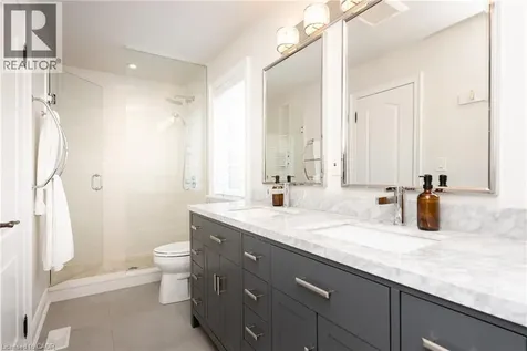 3122 Saddleworth Crescent Oakville ON L6M 0A8
