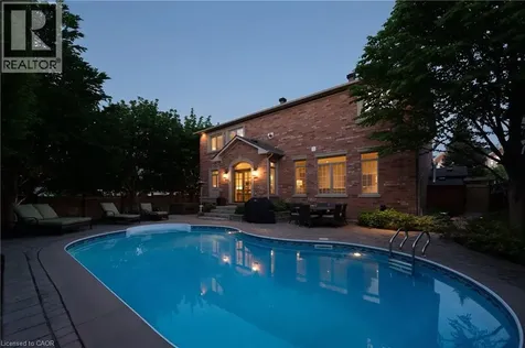 3122 Saddleworth Crescent Oakville ON L6M 0A8