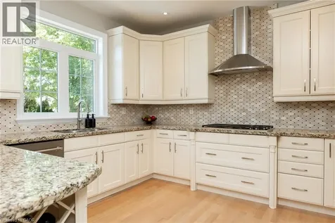 3122 Saddleworth Crescent Oakville ON L6M 0A8