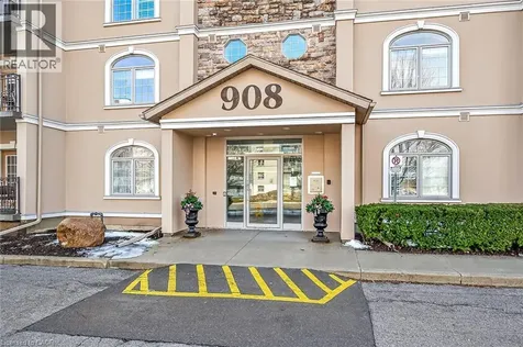 908 Mohawk Road East Hamilton ON L8T 2R8